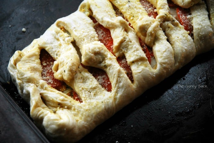 Stromboli: Pepperoni Pizza Loaf Recipe - The Gunny Sack