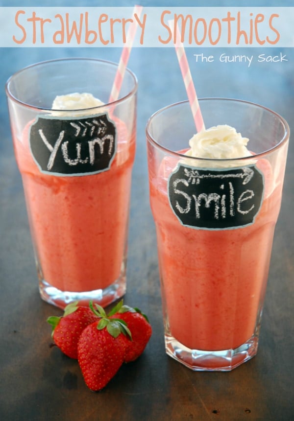 Easy} Strawberry Smoothies Recipe - The Gunny Sack