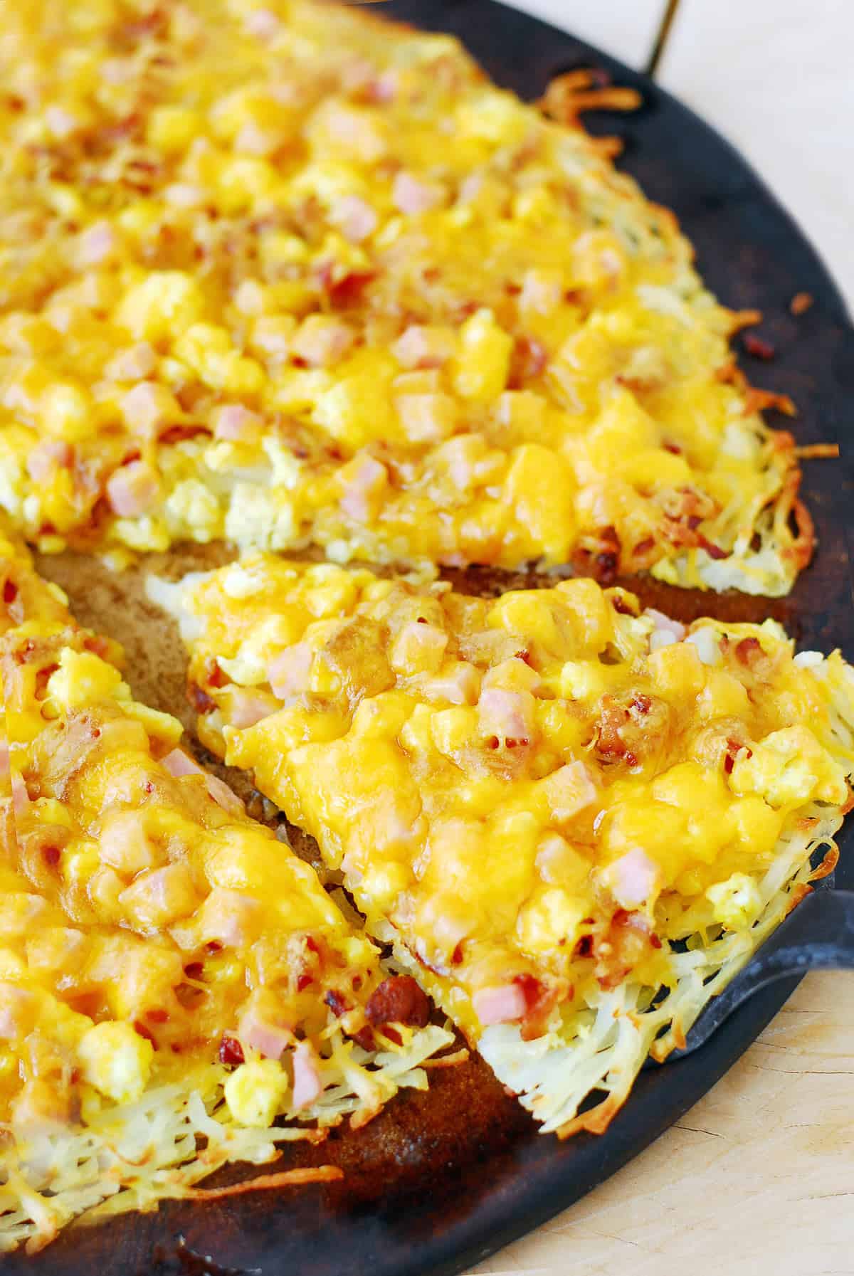 Hashbrown breakfast pizza.