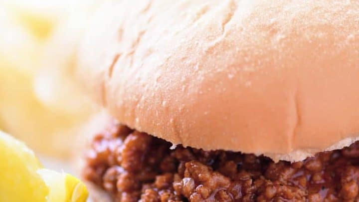 https://www.thegunnysack.com/wp-content/uploads/2016/02/Easy-Sloppy-Joe-Recipe-720x405.jpg