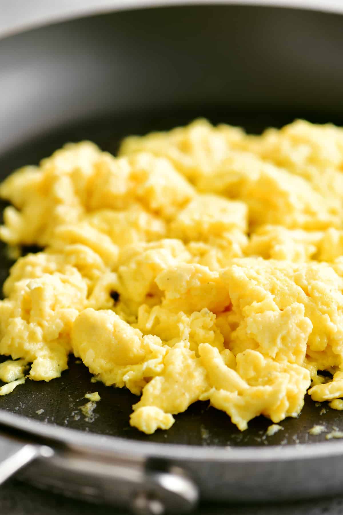 How To Make Scrambled Eggs - The Gunny Sack