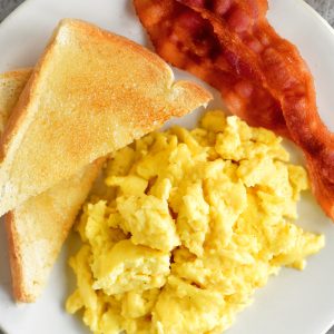 How To Make Scrambled Eggs - The Gunny Sack