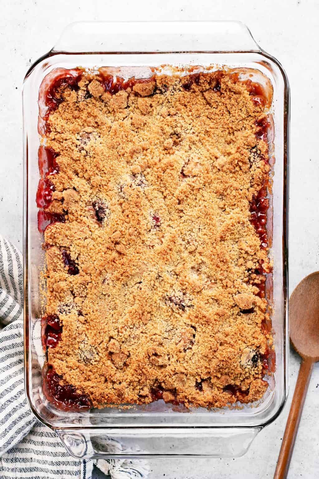 Apple and Blackberry Crumble - The Gunny Sack