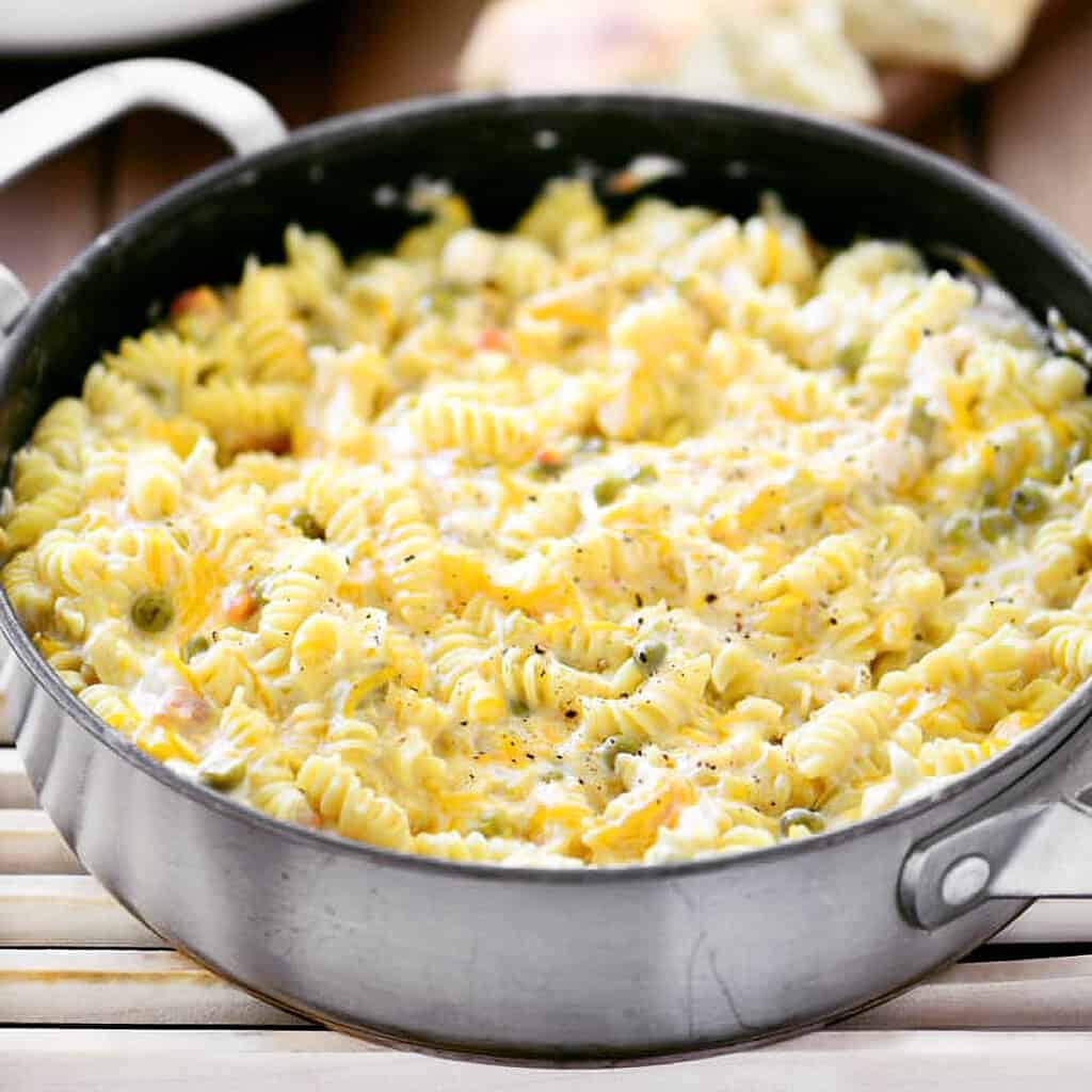 One Pan Cheesy Chicken Noodles - The Gunny Sack